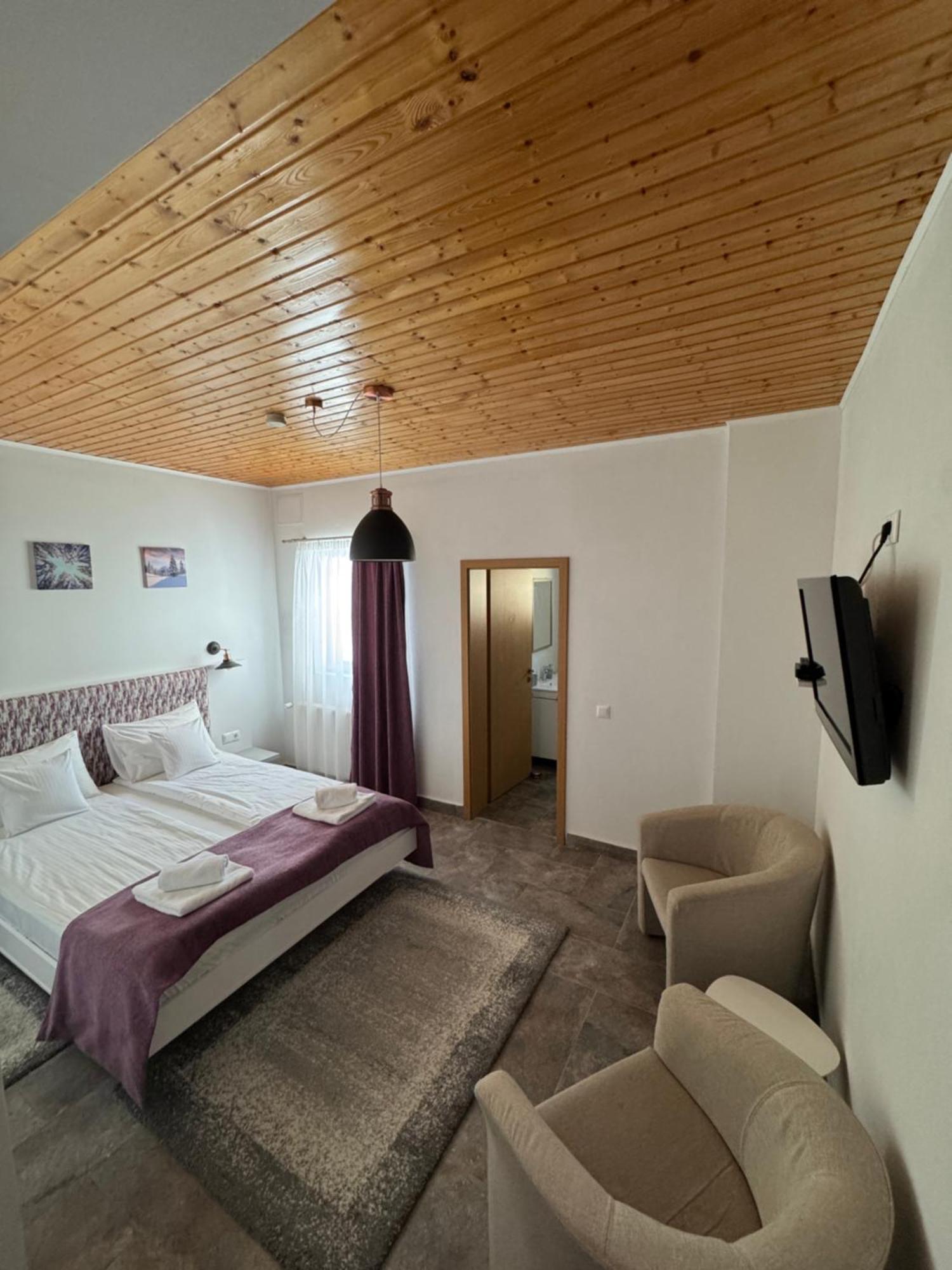 Păltiniş Red Family Apartments מראה חיצוני תמונה